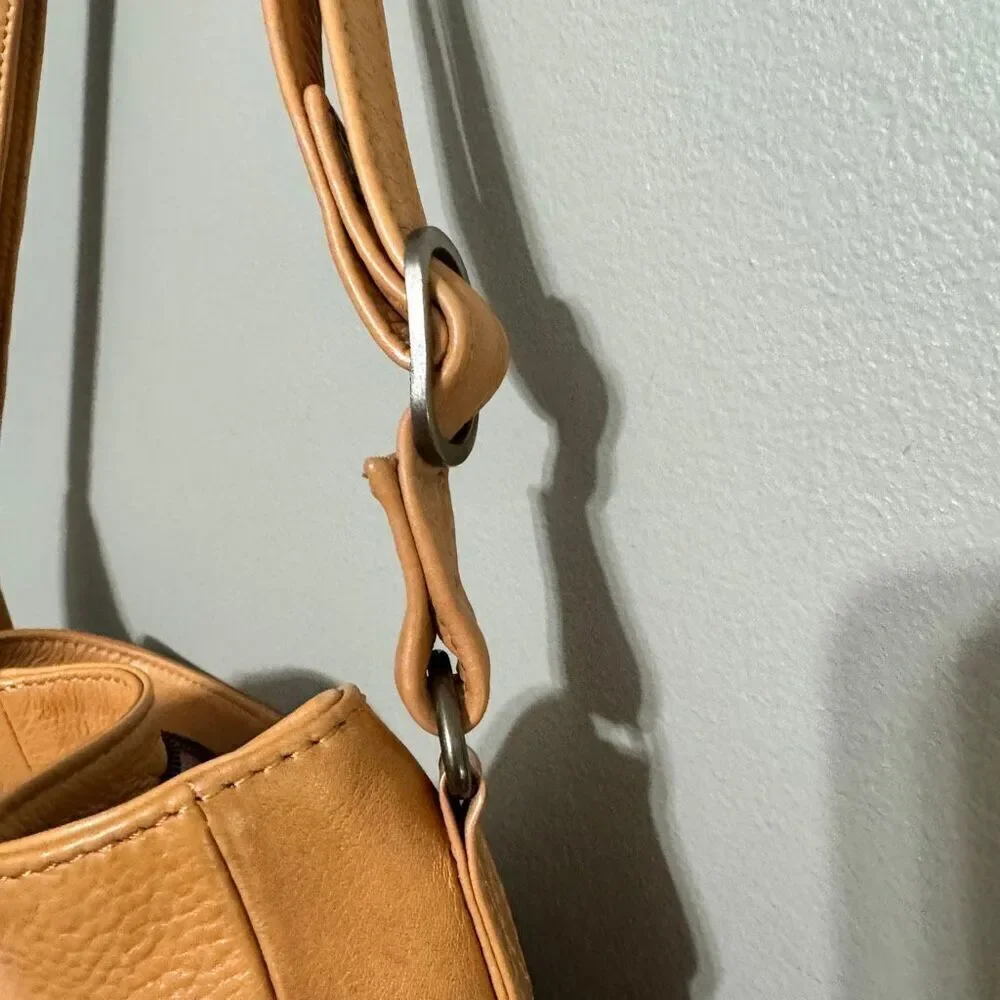Anthropologie DAY & MOOD Palika Leather Hobo